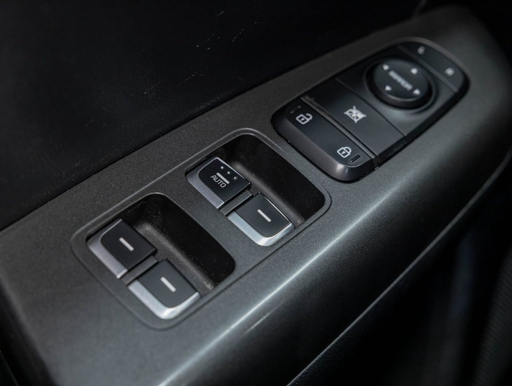 Kia Sportage  2020 à St-Jérôme, Québec - 24 - w1024h768px