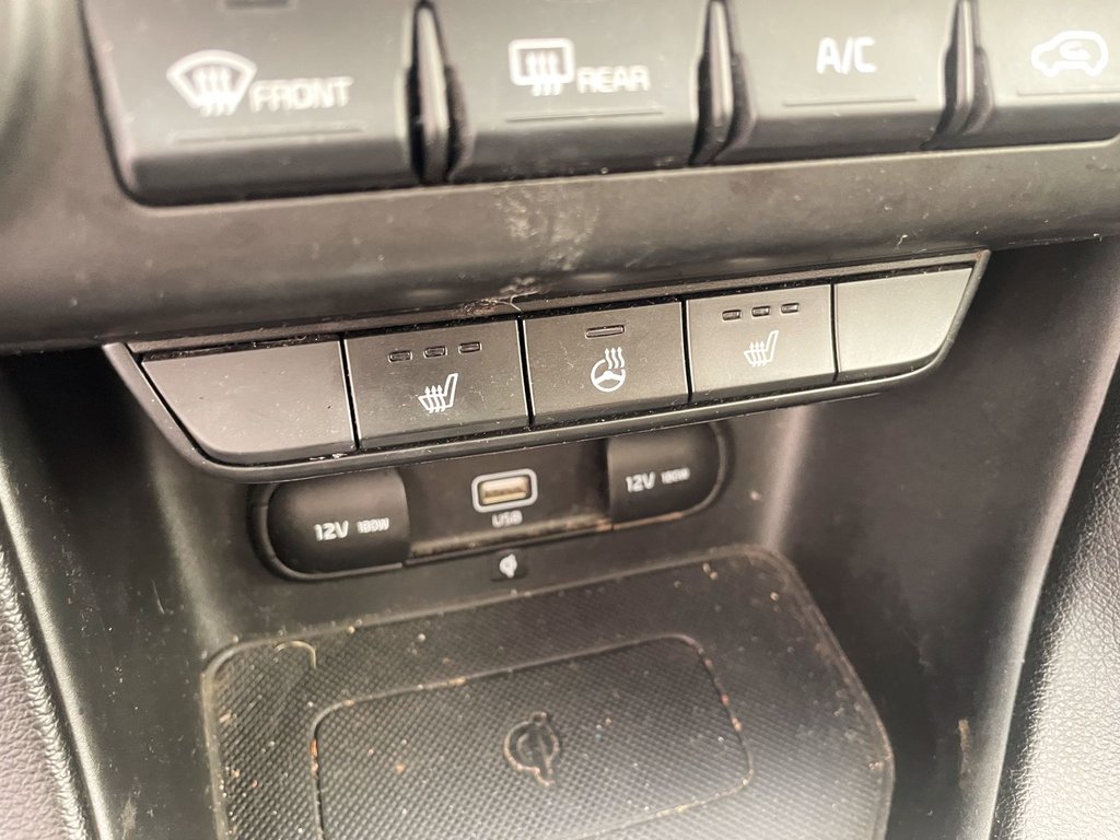 2021 Kia Sportage in St-Jérôme, Quebec - 16 - w1024h768px