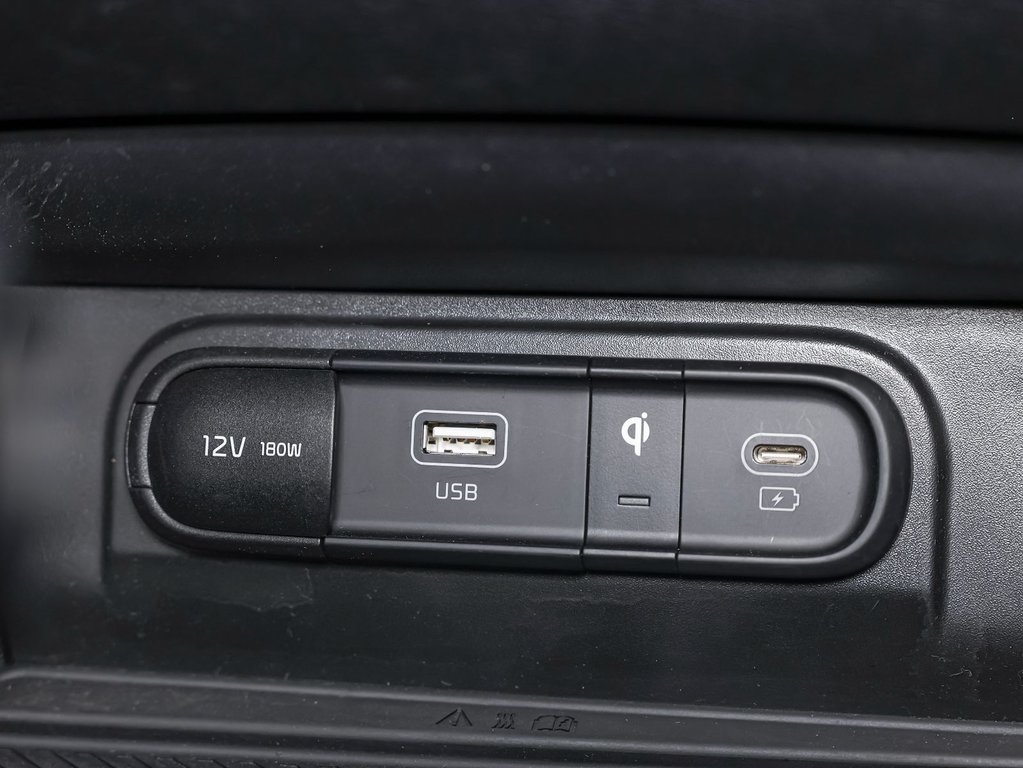 2023 Kia Sportage in St-Jérôme, Quebec - 24 - w1024h768px