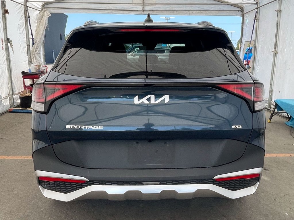Kia Sportage  2023 à St-Jérôme, Québec - 9 - w1024h768px