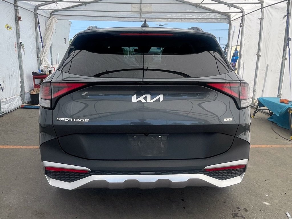 Kia Sportage  2023 à St-Jérôme, Québec - 9 - w1024h768px