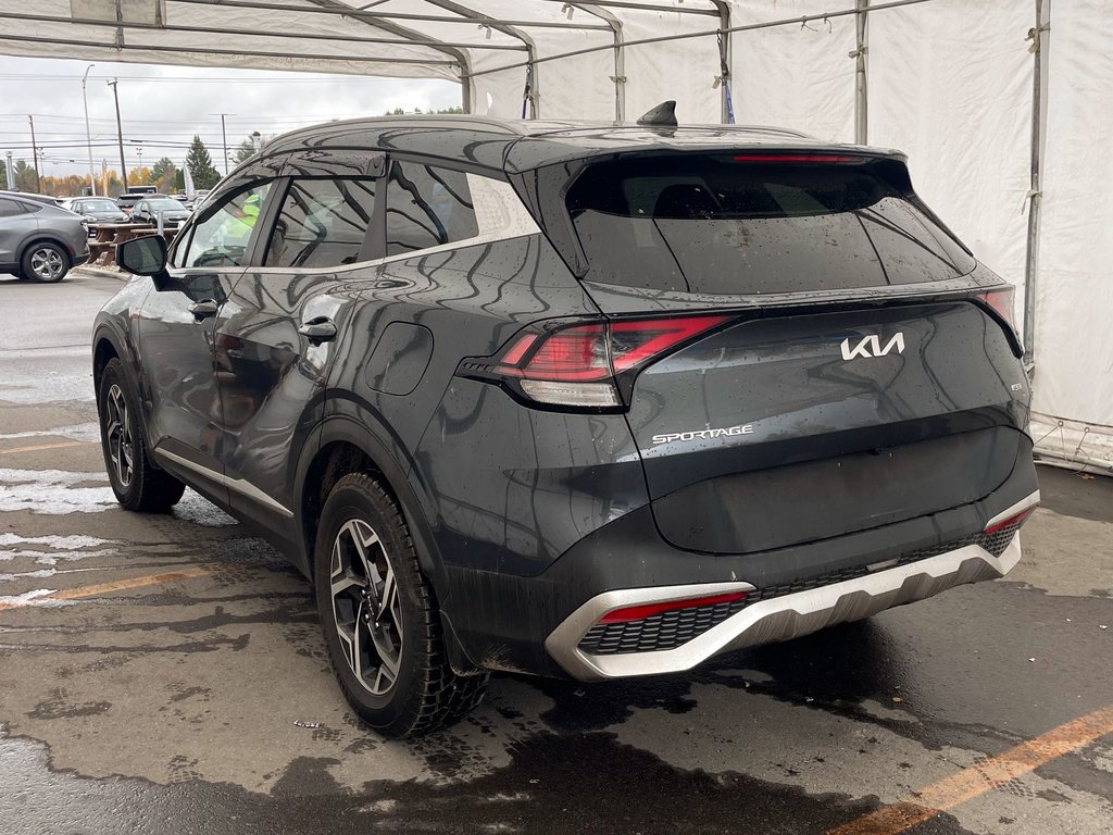 Kia Sportage  2023 à St-Jérôme, Québec - 5 - w1024h768px