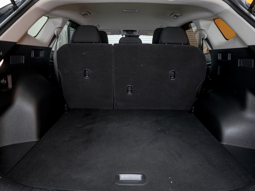 2023 Kia Sportage in St-Jérôme, Quebec - 28 - w1024h768px