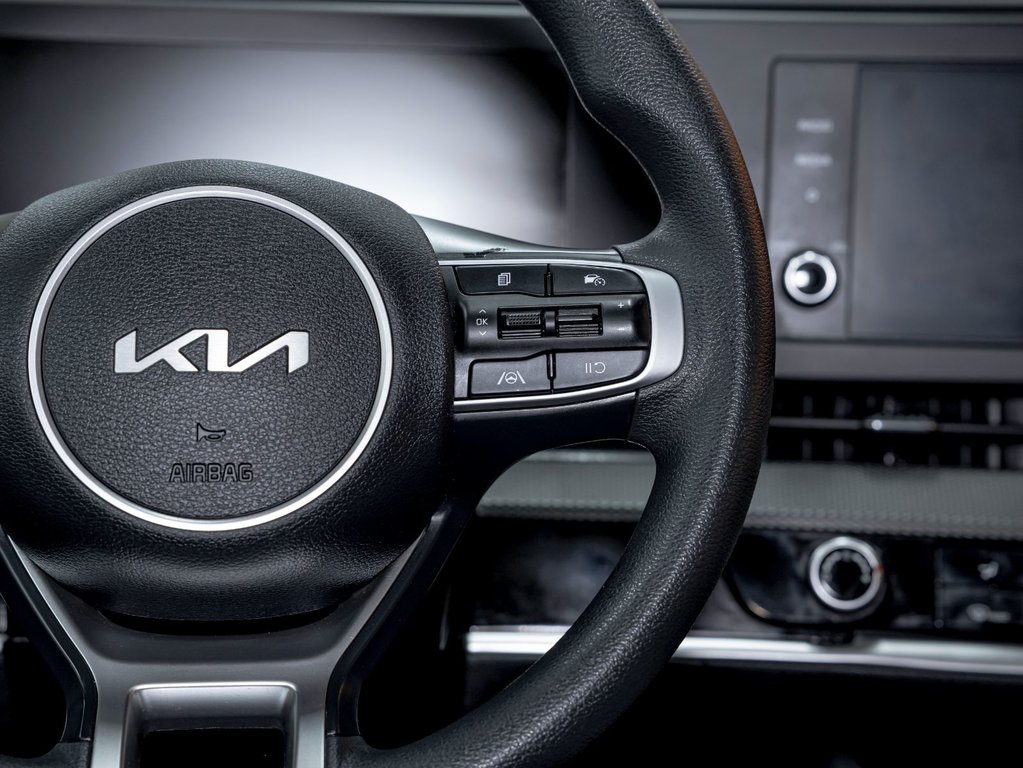 2023 Kia Sportage in St-Jérôme, Quebec - 15 - w1024h768px