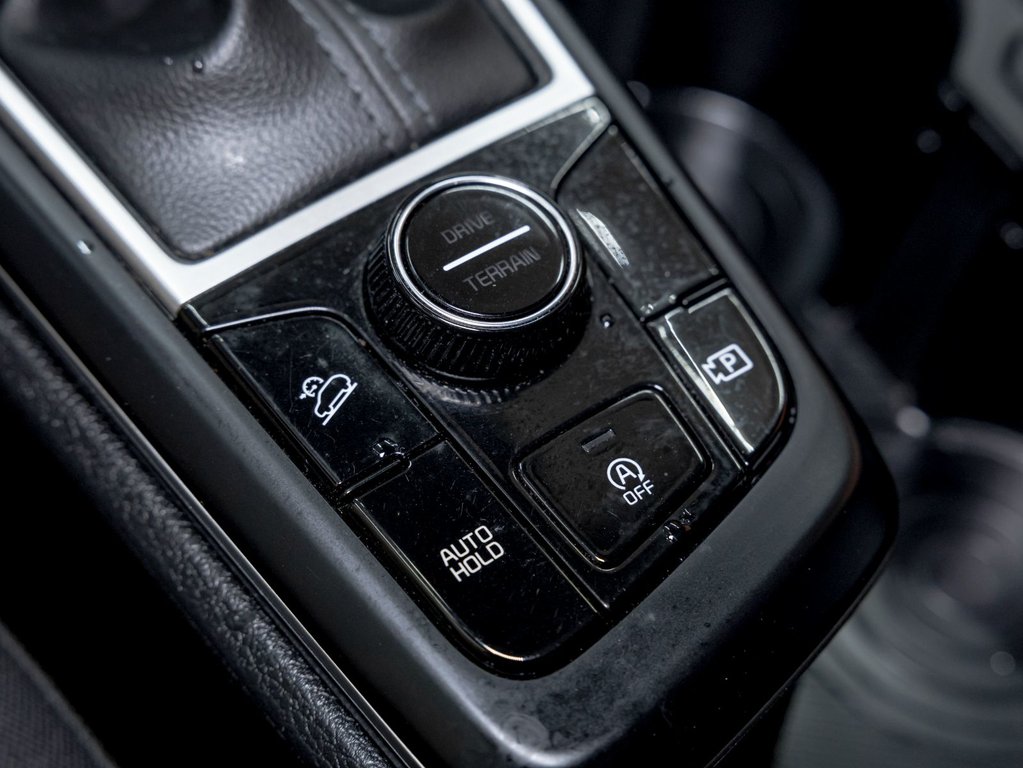 2023 Kia Sportage in St-Jérôme, Quebec - 23 - w1024h768px