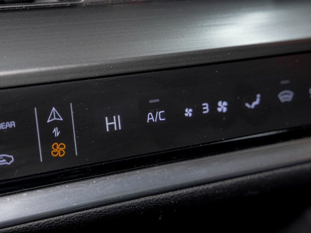 2023 Kia Sportage in St-Jérôme, Quebec - 21 - w1024h768px