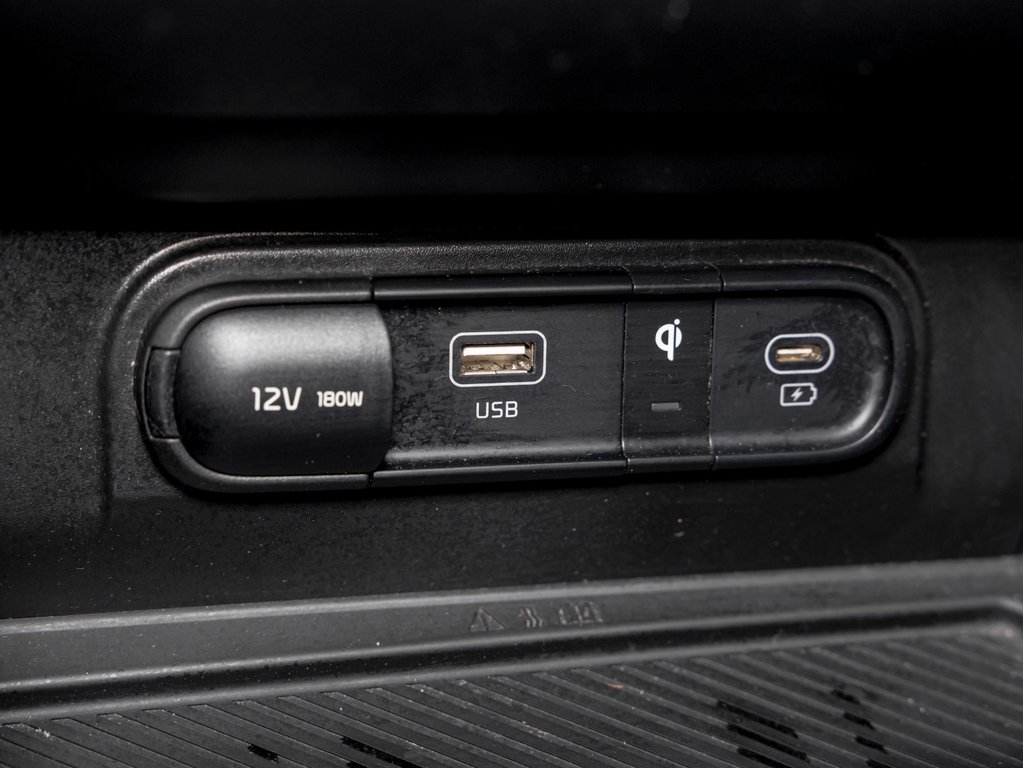 2023 Kia Sportage in St-Jérôme, Quebec - 24 - w1024h768px