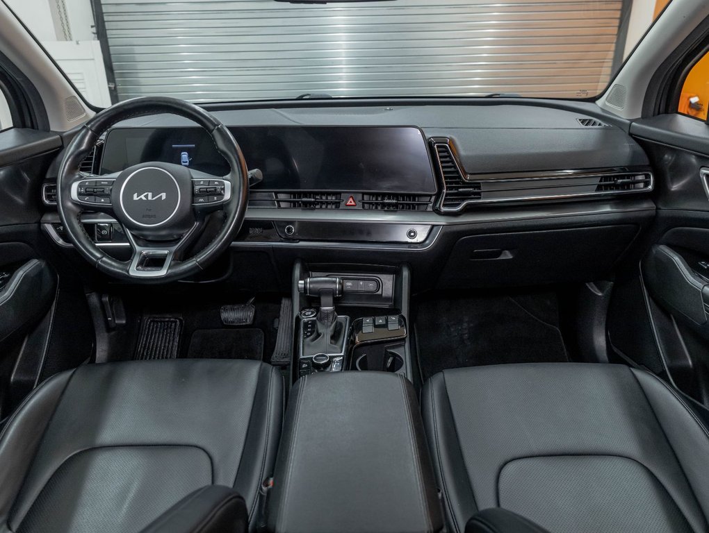 Kia Sportage  2023 à St-Jérôme, Québec - 12 - w1024h768px
