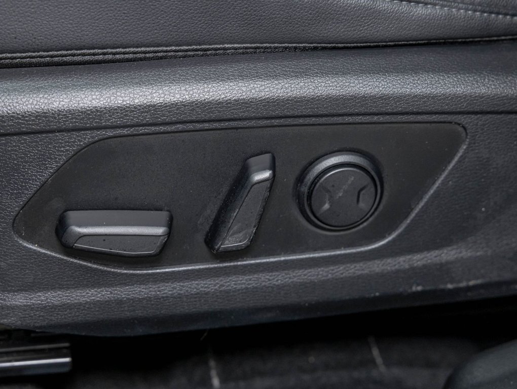 Kia Sportage  2023 à St-Jérôme, Québec - 25 - w1024h768px