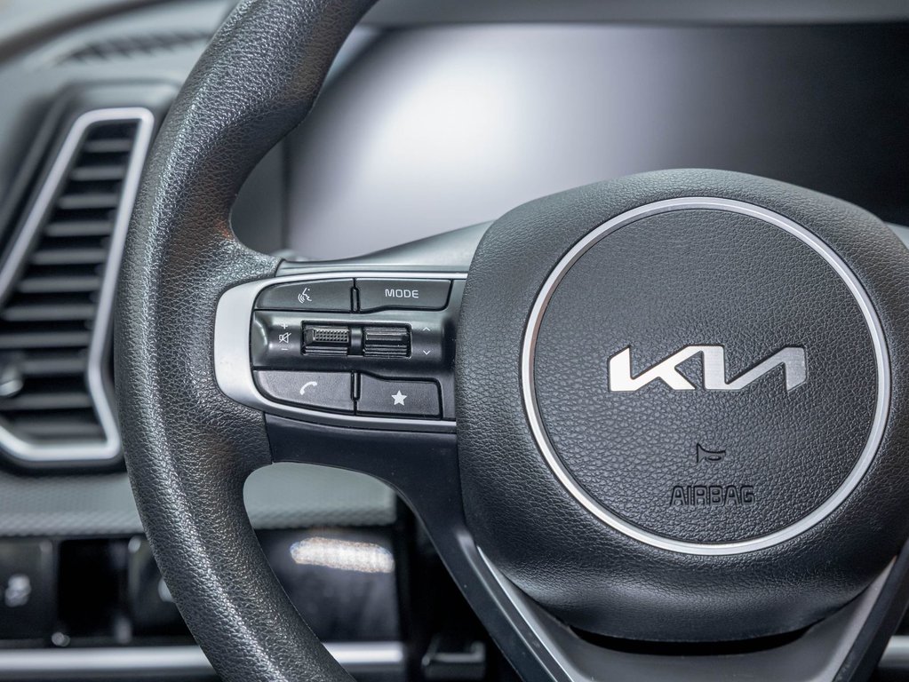 2023 Kia Sportage in St-Jérôme, Quebec - 14 - w1024h768px
