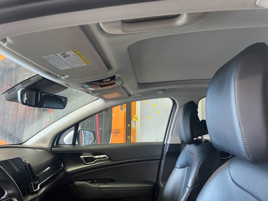 2023 Kia Sportage in St-Jérôme, Quebec - 3 - w1024h768px