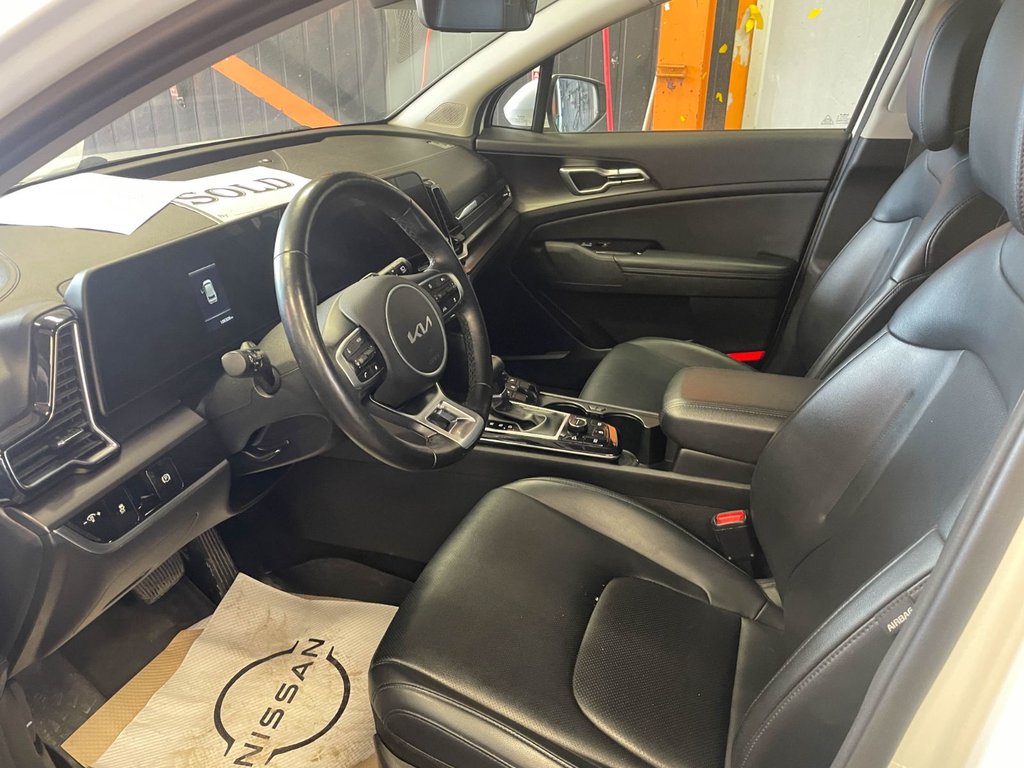 2023 Kia Sportage in St-Jérôme, Quebec - 5 - w1024h768px