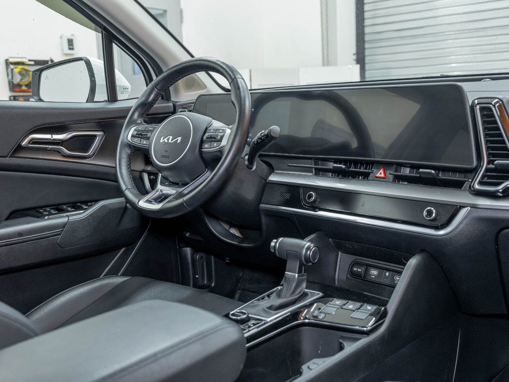Kia Sportage  2023 à St-Jérôme, Québec - 28 - w1024h768px