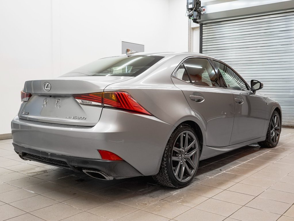 Lexus IS 300  2017 à St-Jérôme, Québec - 9 - w1024h768px