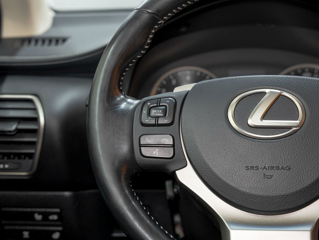 Lexus NX 200t  2017 à St-Jérôme, Québec - 15 - w1024h768px