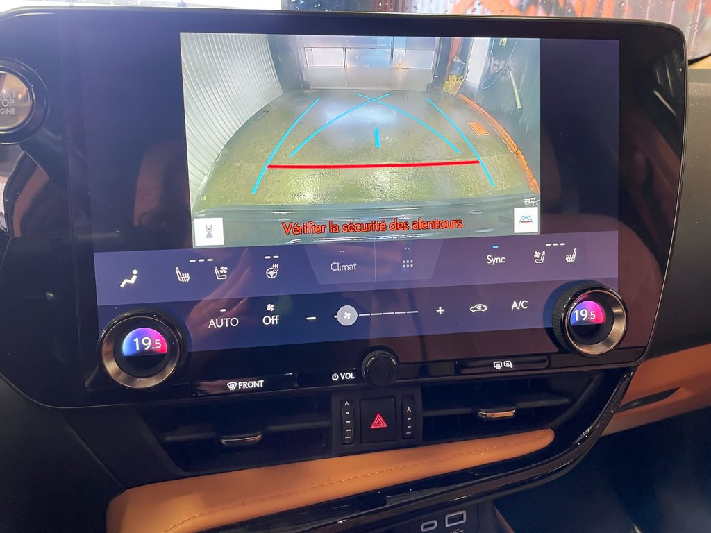 2024 Lexus NX in St-Jérôme, Quebec - 14 - w1024h768px