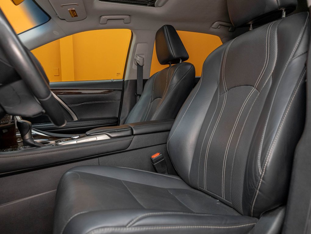 2019 Lexus RX in St-Jérôme, Quebec - 11 - w1024h768px