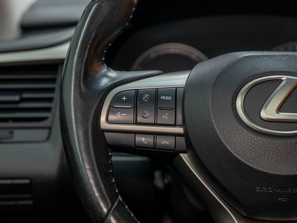 2019 Lexus RX in St-Jérôme, Quebec - 15 - w1024h768px