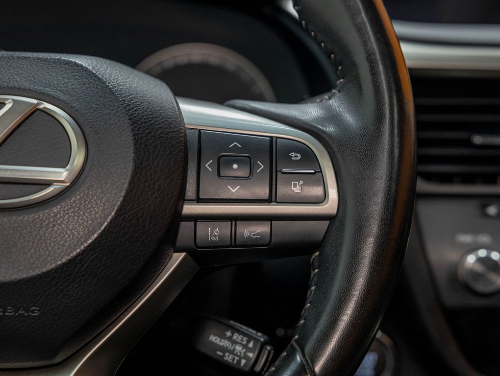 2019 Lexus RX in St-Jérôme, Quebec - 16 - w1024h768px