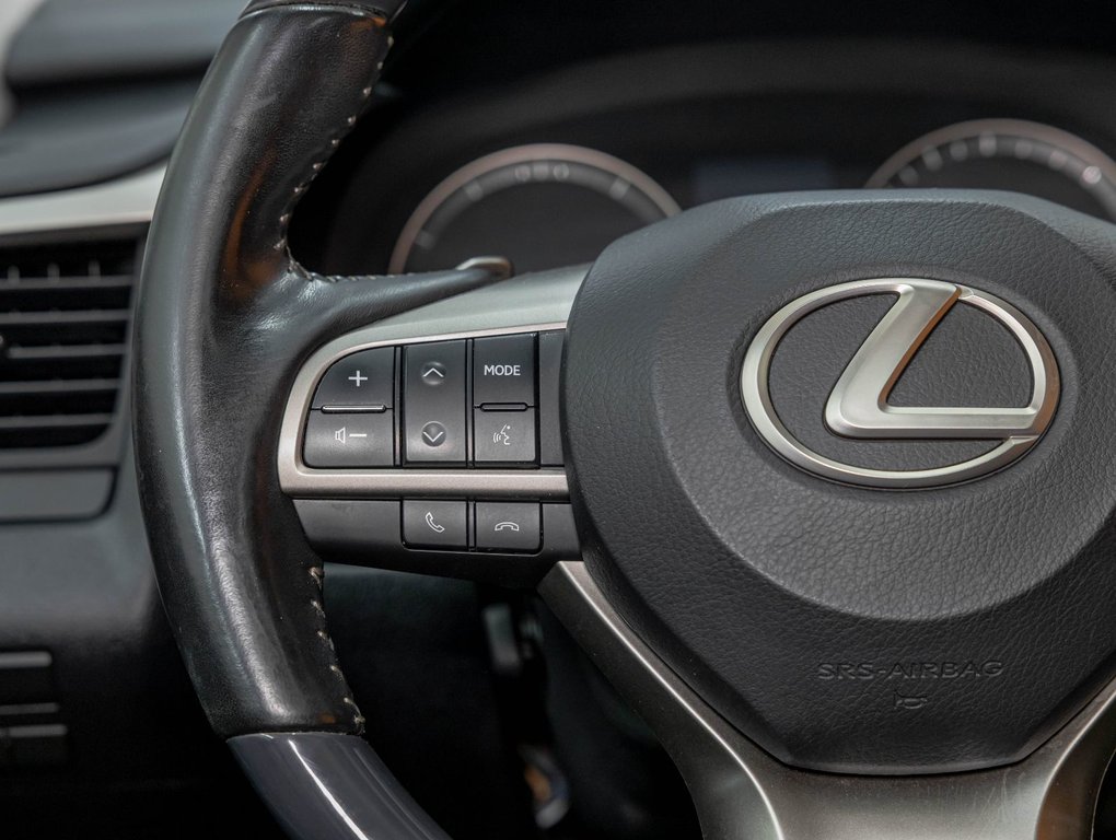 2020 Lexus RX in St-Jérôme, Quebec - 15 - w1024h768px