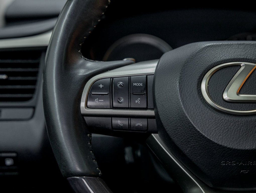 2022 Lexus RX in St-Jérôme, Quebec - 15 - w1024h768px