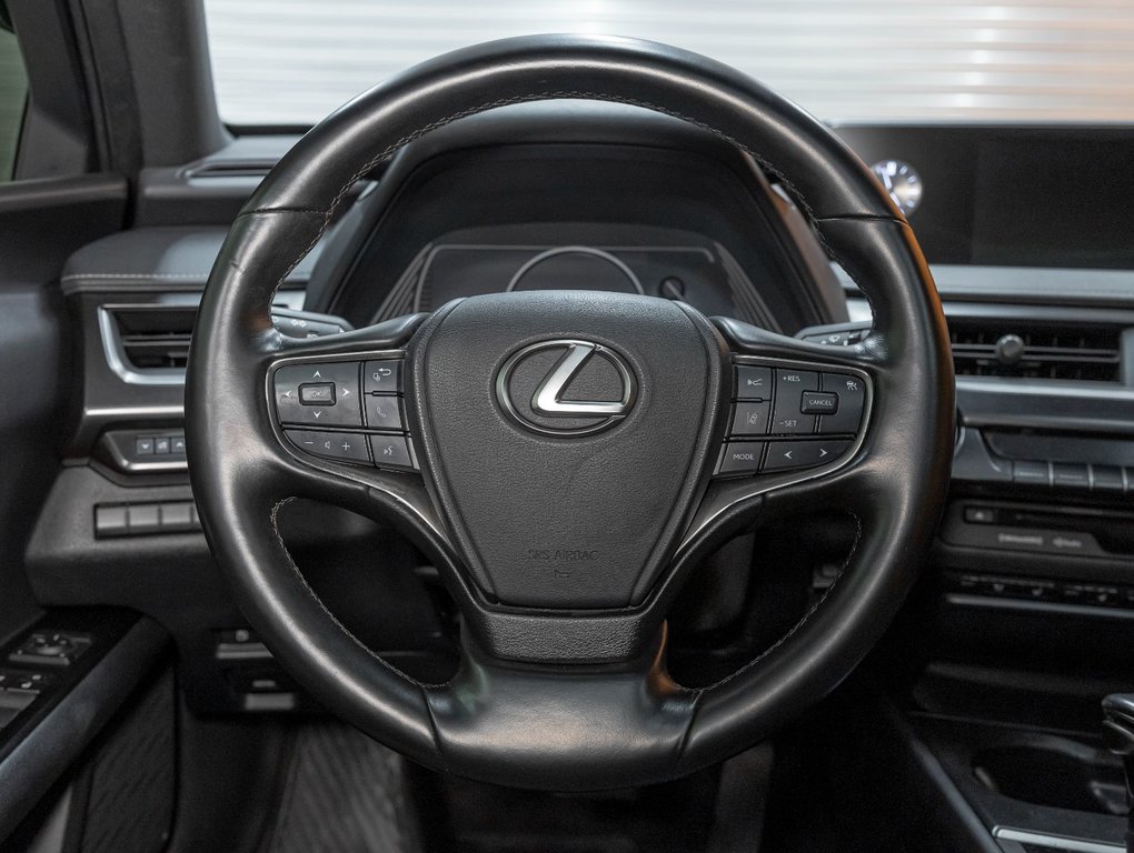 2021 Lexus UX in St-Jérôme, Quebec - 14 - w1024h768px