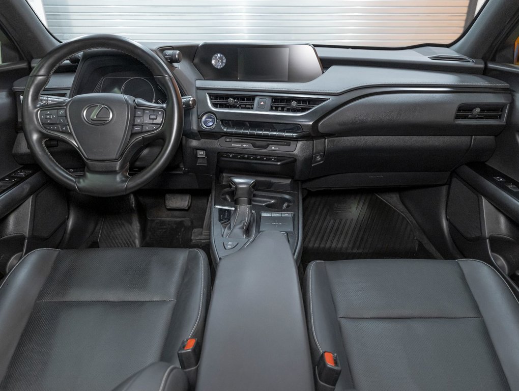 2021 Lexus UX in St-Jérôme, Quebec - 12 - w1024h768px