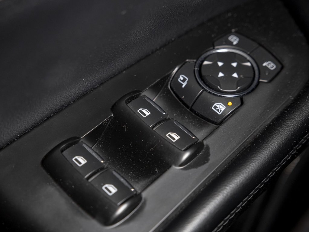 2020 Lincoln NAUTILUS in St-Jérôme, Quebec - 26 - w1024h768px