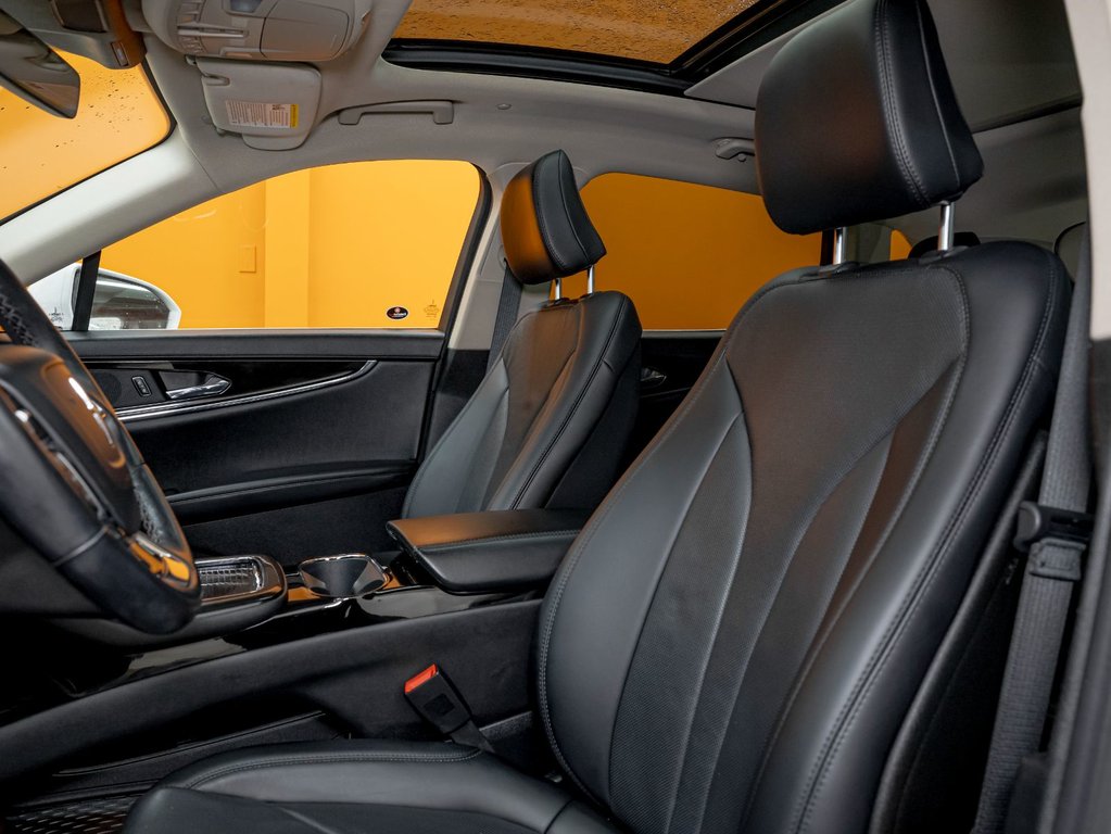 2022 Lincoln Nautilus in St-Jérôme, Quebec - 11 - w1024h768px