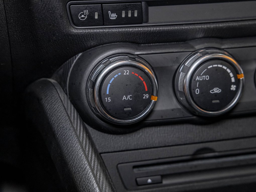 2018 Mazda CX-3 in St-Jérôme, Quebec - 18 - w1024h768px