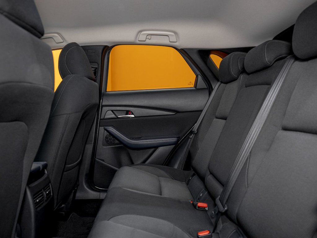 2020 Mazda CX-30 in St-Jérôme, Quebec - 27 - w1024h768px