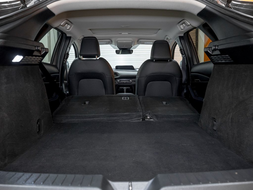 2021 Mazda CX-30 in St-Jérôme, Quebec - 31 - w1024h768px