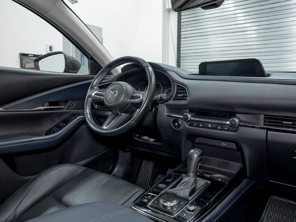 2021 Mazda CX-30 in St-Jérôme, Quebec - 29 - w1024h768px