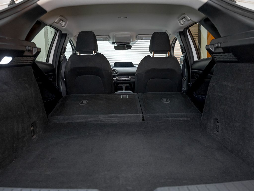 2021 Mazda CX-30 in St-Jérôme, Quebec - 30 - w1024h768px