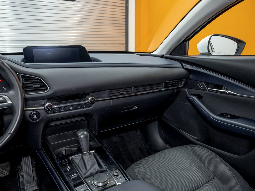 2021 Mazda CX-30 in St-Jérôme, Quebec - 20 - w1024h768px