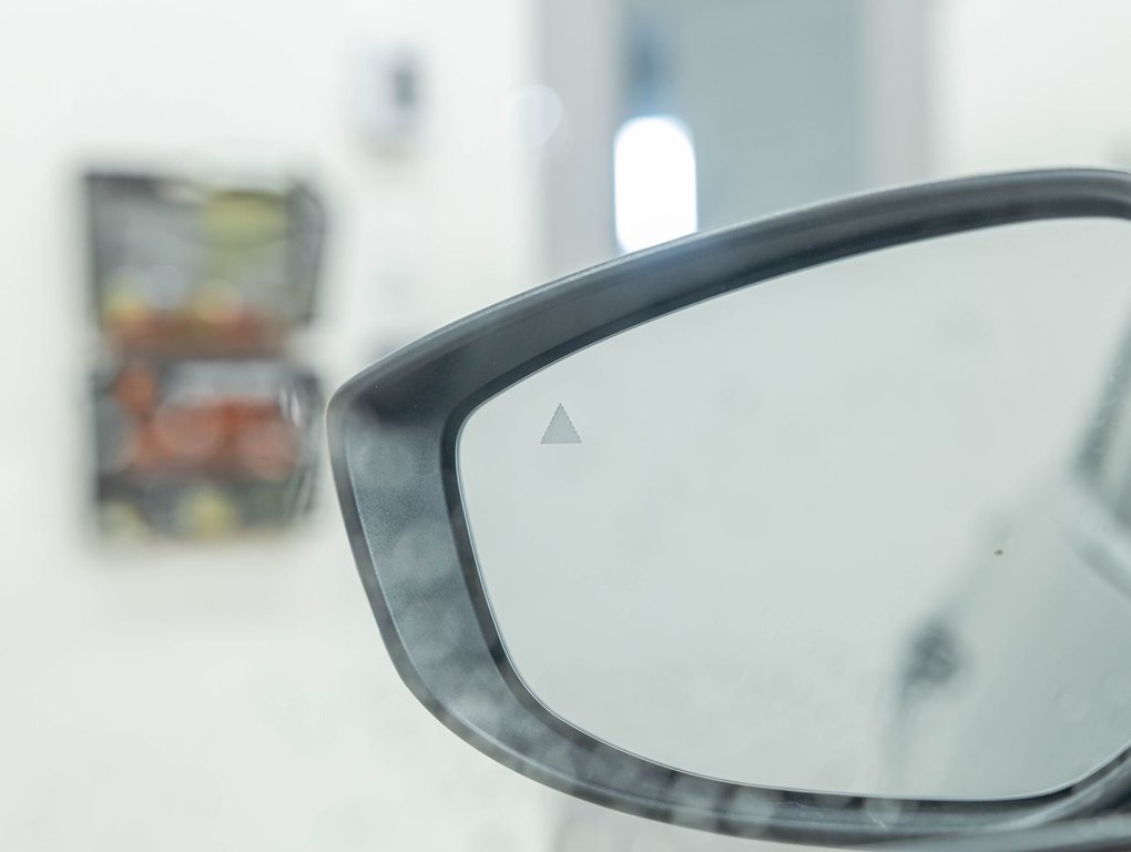 2022 Mazda CX-30 in St-Jérôme, Quebec - 31 - w1024h768px