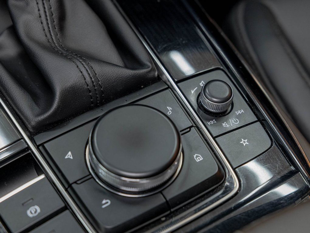 2024 Mazda CX-30 in St-Jérôme, Quebec - 24 - w1024h768px