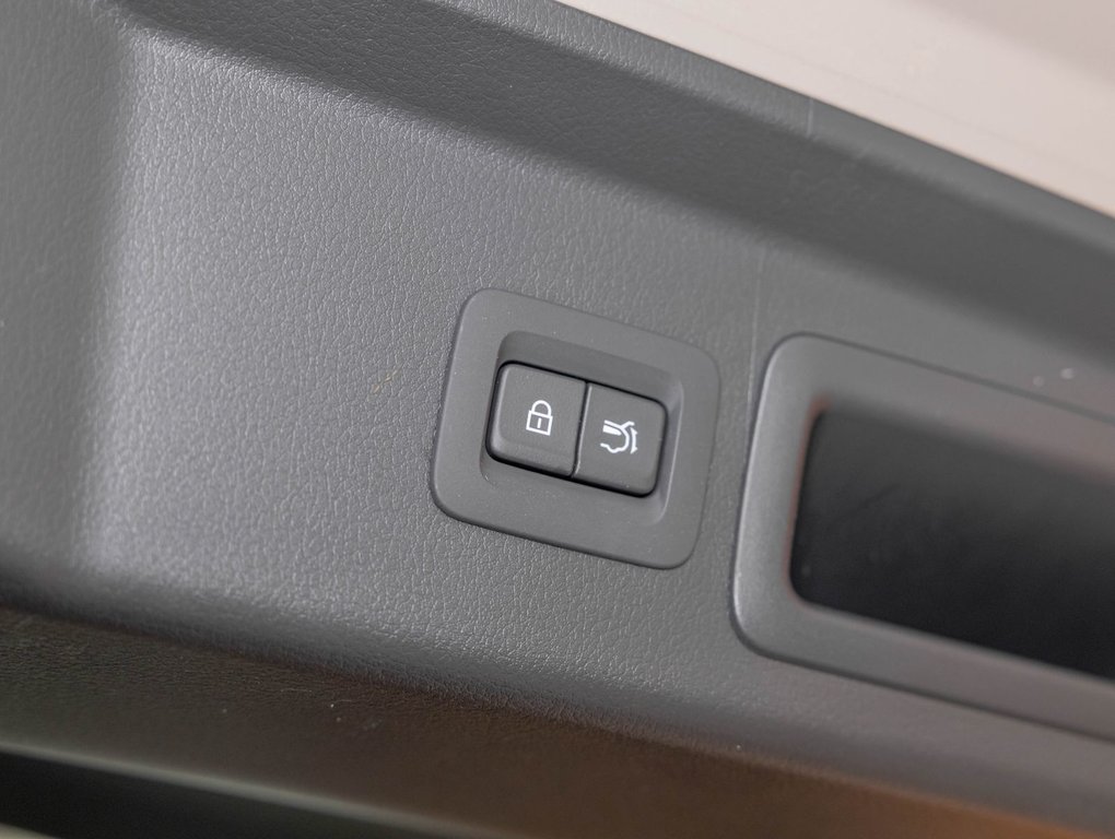 2024 Mazda CX-30 in St-Jérôme, Quebec - 34 - w1024h768px