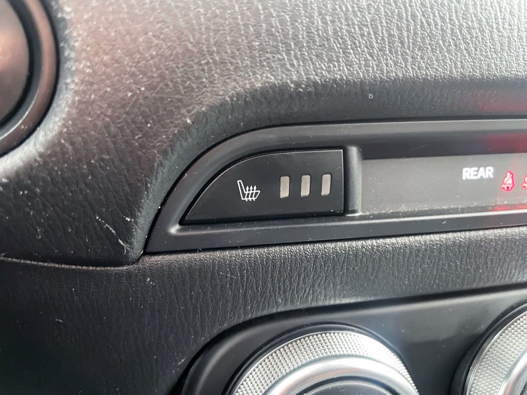 2021 Mazda CX-5 in St-Jérôme, Quebec - 12 - w1024h768px