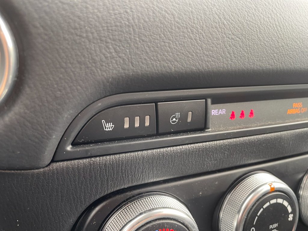 2022 Mazda CX-5 in St-Jérôme, Quebec - 14 - w1024h768px