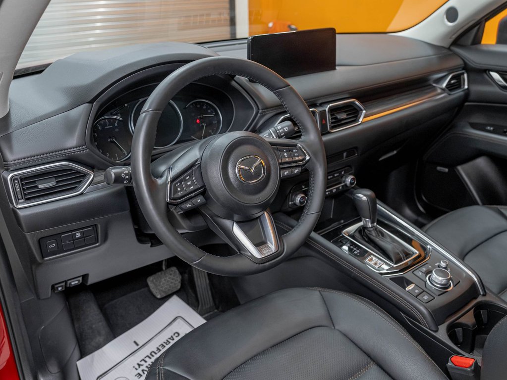 2023 Mazda CX-5 in St-Jérôme, Quebec - 2 - w1024h768px