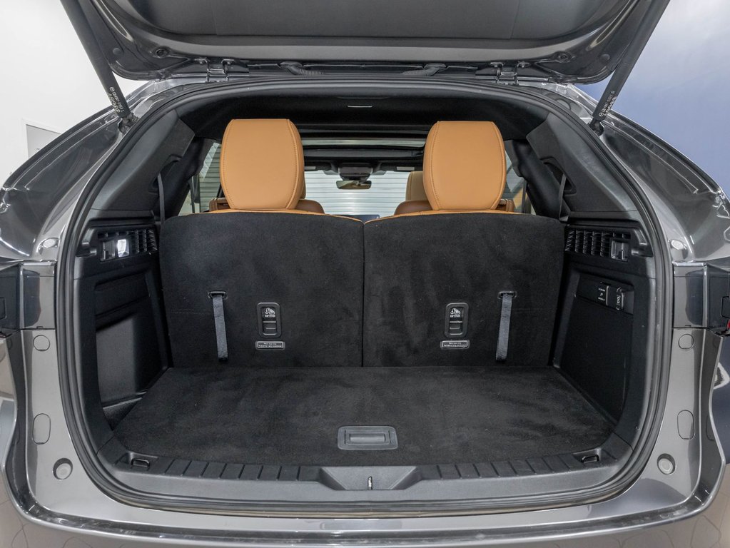 2024 Mazda CX-90 MHEV in St-Jérôme, Quebec - 32 - w1024h768px