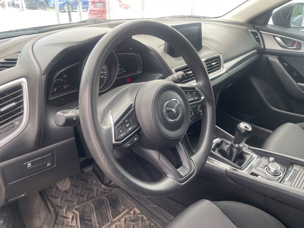 Mazda 3 Sport  2018 à St-Jérôme, Québec - 3 - w1024h768px