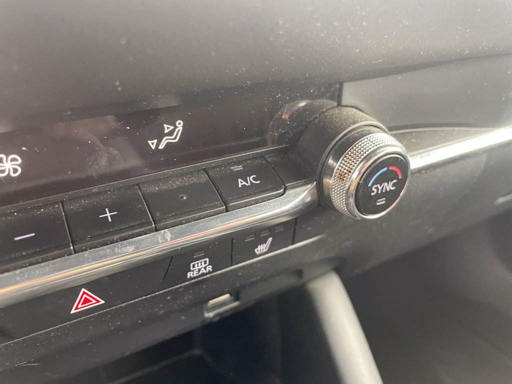 2020 Mazda 3 Sport in St-Jérôme, Quebec - 14 - w1024h768px