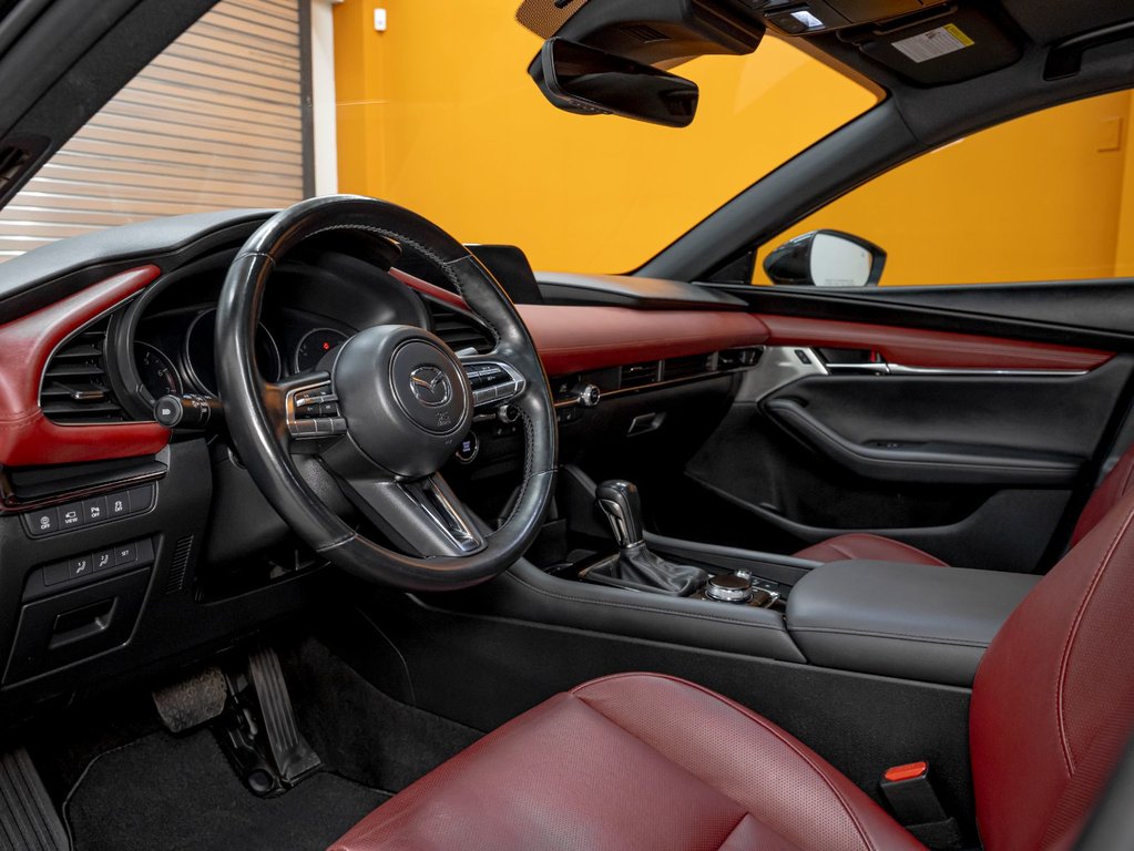 2021 Mazda 3 Sport in St-Jérôme, Quebec - 2 - w1024h768px