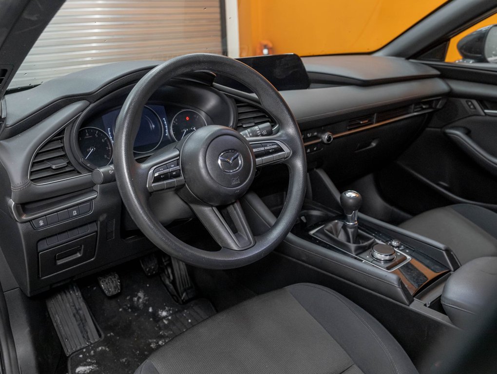 2021 Mazda 3 Sport in St-Jérôme, Quebec - 2 - w1024h768px
