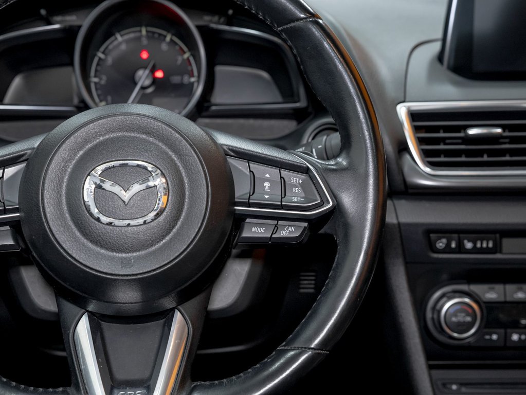 Mazda 3  2017 à St-Jérôme, Québec - 16 - w1024h768px