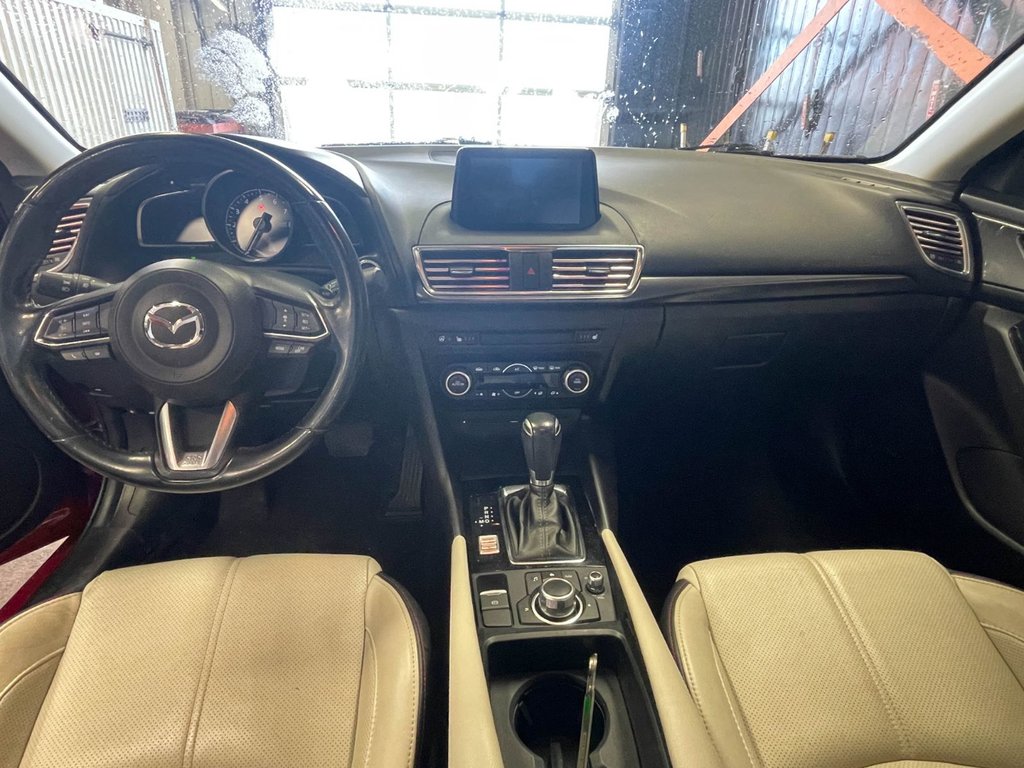 Mazda 3  2018 à St-Jérôme, Québec - 12 - w1024h768px