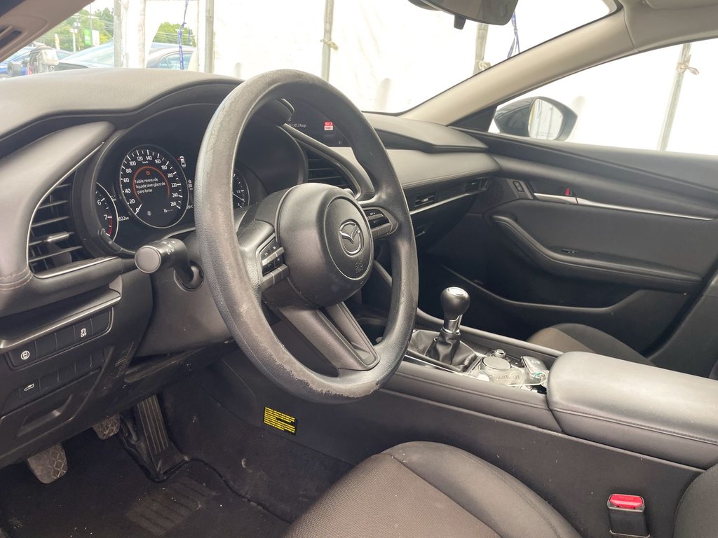 Mazda 3  2020 à St-Jérôme, Québec - 3 - w1024h768px