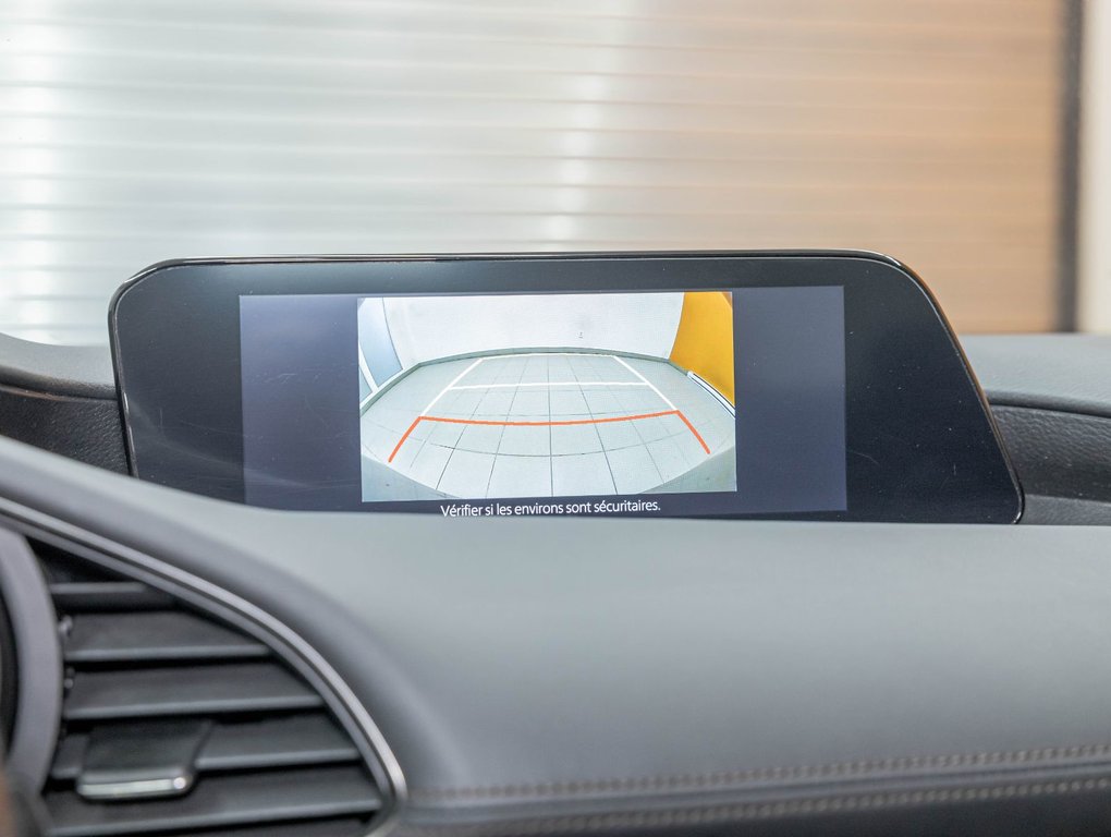 2020 Mazda 3 in St-Jérôme, Quebec - 17 - w1024h768px